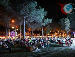 İznik’te Nostaljik Yaz Akşamları: Açık Hava Sinema Keyfi