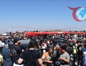 Kocatepe’de Bin Motosikletli, Tarihi Yolculuğa Başladı