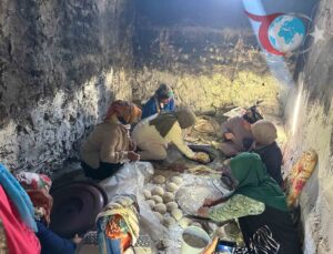 Kübra Baka Kılıç, Taşlıçay’da Geleneksel Ekmeğin Lezzetini Paylaştı