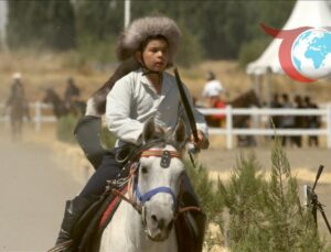 Malazgirt’te Genç Sporcu Şahan Emir’den Atlı Okçulukta Etkileyici Performans