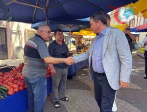 Osmangazi Belediye Başkanı Erkan Aydın, Pazar Ziyaretinde Halkla Buluştu