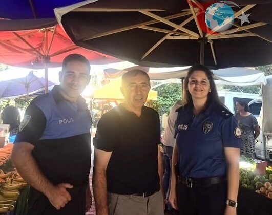 Polisten Vatandaşlara Dolandırıcılıkla Mücadele Eğitimi