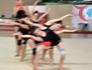 Rio’da Türk Ritmik Cimnastikçilerin Gösterisi