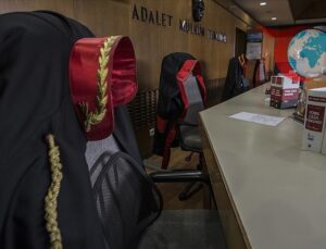 Sahte Belgelerle Üniversitelere Kayıt Skandalı