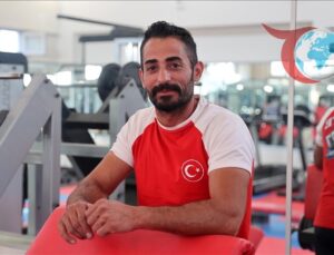 Sivaslı Şampiyon Ceyhan Ağbal, Azmiyle Engelleri Aşıyor