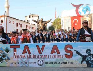 Tavas’ta Geleneksel Zeybek ve Kültür Festivali Coşkuyla Başladı