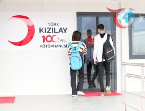Türk Kızılay’ın Deprem Bölgesindeki Kütüphanelerinden 504 Öğrenci Üniversiteli Oldu