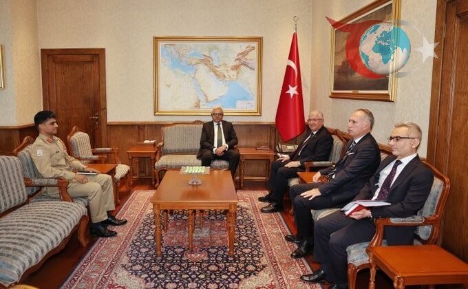 Türkiye ve Pakistan Arasında Savunma Alanında Güçlü Temas
