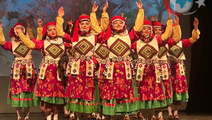 Uca Dağlar: Ege Üniversitesi’nin Geleneksel ve Modern Dans Buluşması