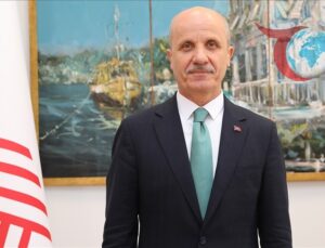 YÖK Başkanlığına Prof. Dr. Özvar Yeniden Atandı