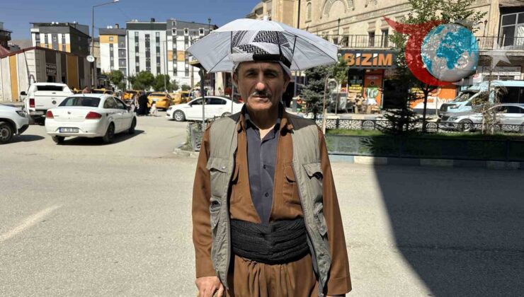 Yüksekova’da Unutulmaz Bir Karakter: Kafa Şemsiyesiyle Güneşe Meydan Okuyan Hasan Amca