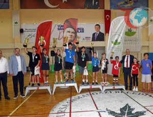 Zafer Bayramı Coşkusu Masa Tenisi Turnuvasıyla Taçlandı