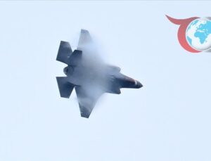 AnkaraSankei: F-35 Savaş Uçakları Japonya’da Acil İniş Yaptı