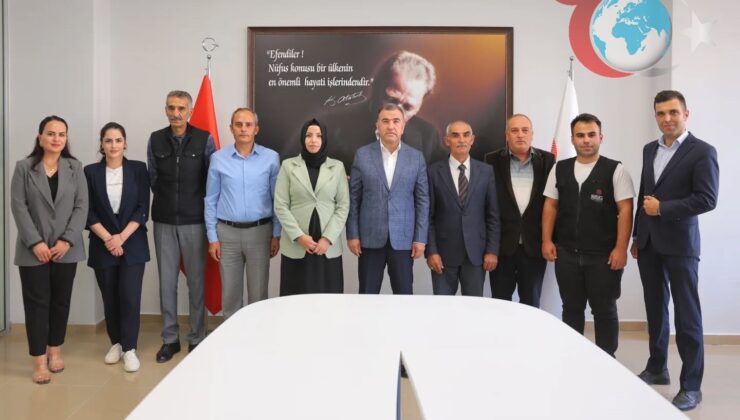 Bayburt Nüfus Müdürlüğü’nde Başarıya Doğru: Kimlik Yenilemede Yüzde 99 Başarı!