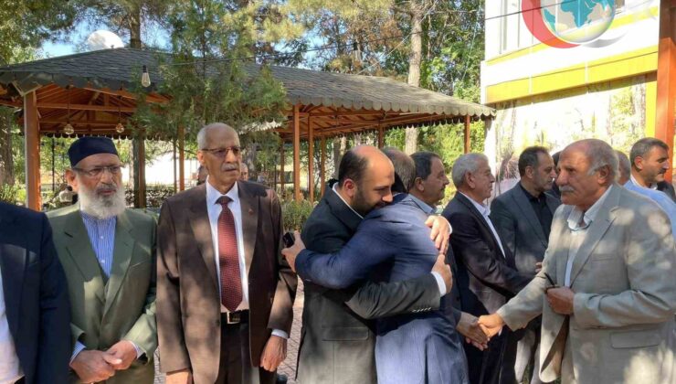 Bingöl’de Kan Davası Barışla Sonuçlandı: İki Aile Barış Sofrasında Buluştu