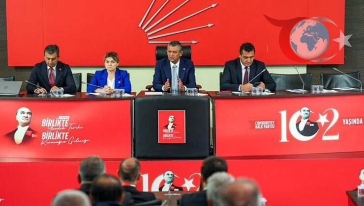 CHP Genel Başkanı Özel, İl Başkanları Toplantısına Liderlik Etti