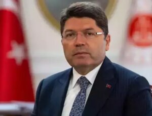 CHP İstanbul İl Başkanlığı’na Geçici Kurul Atandı: Yargı Süreci Devam Ediyor