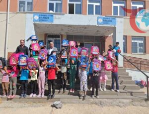 Diyarbakır Çermik’te Eğitim İçin Örnek Dayanışma: Hayırseverler Öğrencilere Kırtasiye Desteği Yaptı