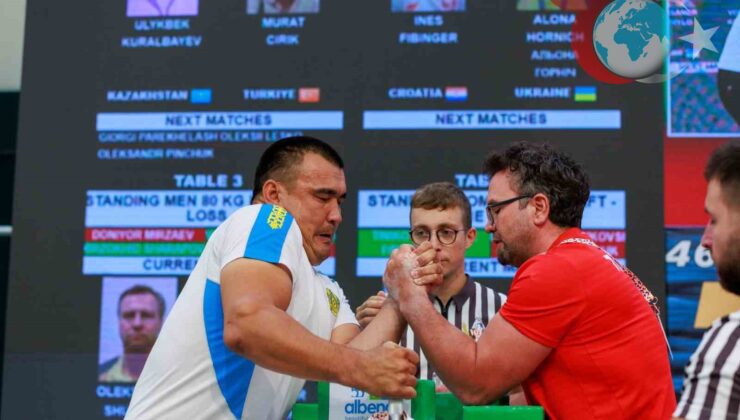 Eskişehirli Sporcular Dünya Bilek Güreşi Şampiyonası’nda Göğsümüzü Kabarttı