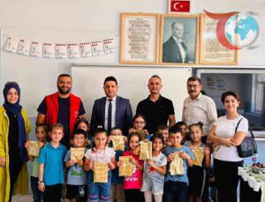 Geleceğin Yıldızlarına Kırtasiye Desteği