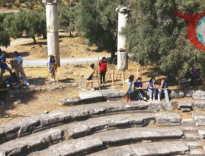 Genç Ressamlar Nysa Antik Kenti’nin Tarihini Tuvalle Buluşturdu