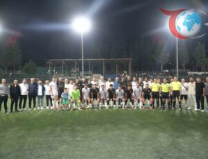 Gölcük’te Başkanlık Kupası Heyecanı Başladı