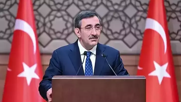 İhracatta Düşüşe Rağmen Dış Ticaret Dengesi İyileşiyor