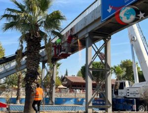 İncirliova’da Kullanılmayan Üst Geçit Kaldırılıyor