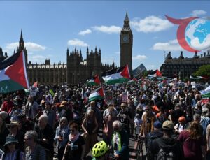 İngiltere’de Eylem Sayısındaki Artış Polis Üzerinde Baskı Yaratıyor