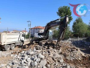 Karapürçek Sosyal Gelişim Merkezi İle Sosyal Hayat Canlanıyor