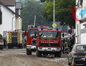 Köln ve Çevresinde Şiddetli Yağışlar Hayatı Felç Etti