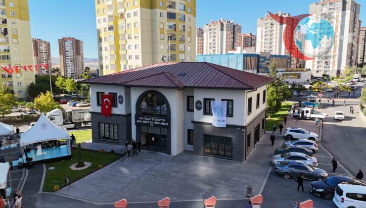 Melikgazi’nin Gurur Projesi: Akıl Küpü Kütüphaneleri Gençlerle Buluşuyor