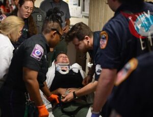 New York’ta AA Foto Muhabiri Sert Müdahale ile Yaralandı