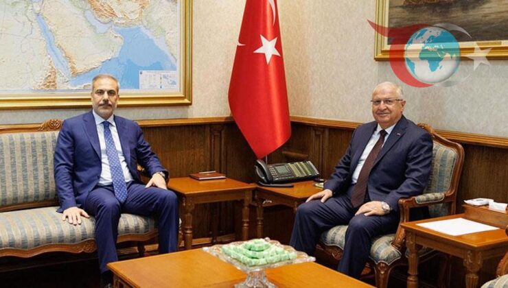 Önemli İsimlerin Görüşmesinde Dikkat Çeken Detaylar