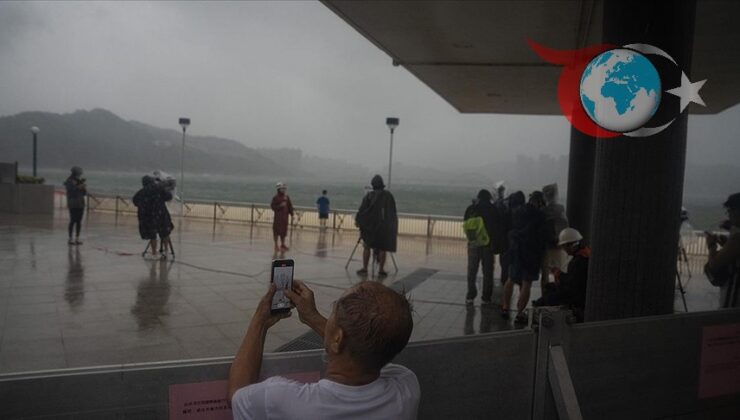 PekinHong Kong Gözlemevi Tayfun Alarmını Artırdı: Şehre Hareketlilik Uyarısı