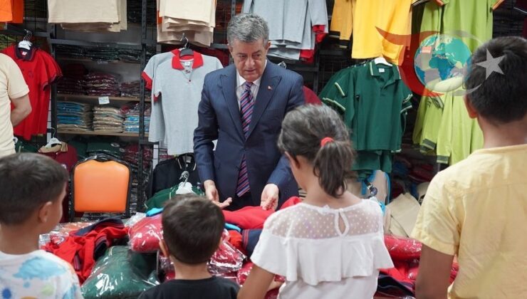 Şırnak’ın İhtiyaç Sahibi Öğrencilerine AZİMER Vakfı’ndan Destek Yağmuru