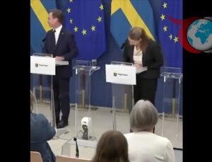 Stockholm’deki Basın Toplantısında Sağlık Bakanı’nın Şaşırtan Anı