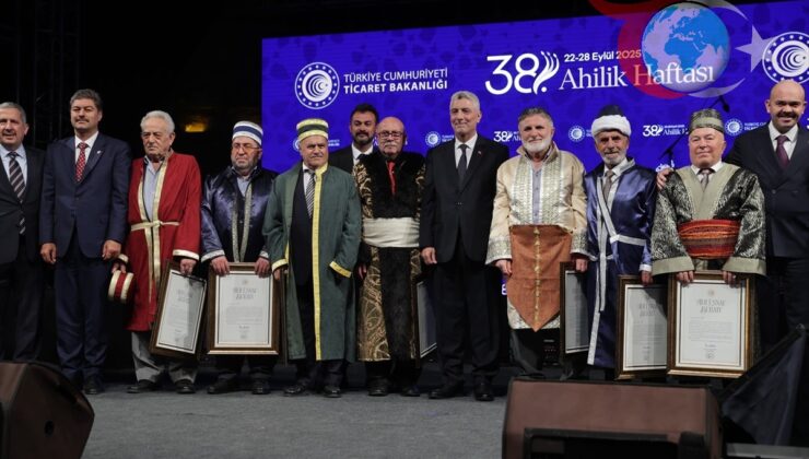 Süpürge Ustası Salim Öztürk’e Ahilik Onuru