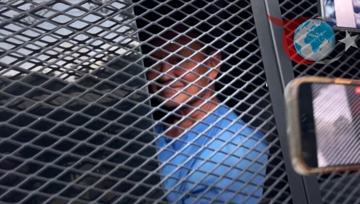 Tayland’ın Eski Başbakanı Thaksin Shinawatra’ya Kraliyet Affı Sonrası 1 Yıl Hapis Cezası