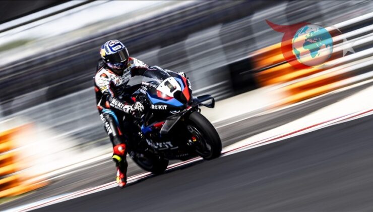 Toprak Razgatlıoğlu Fransa’da Zaferle Dolu Bir Hafta Sonu Geçirdi