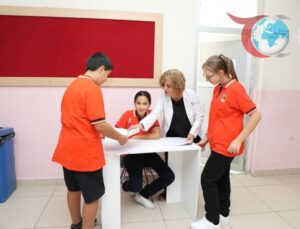 Tunceli’de Skolyoz Tarama Programıyla Öğrencilerin Geleceği Güvence Altında