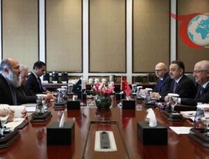 Türkiye-Pakistan Diplomatik Bağlantılarını Güçlendiriyor: Bakan Güler Pakistan’da