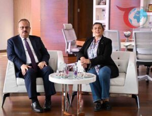 Vali Canbolat’tan Başkan Çerçioğlu’na Ziyaret ve Tebrik