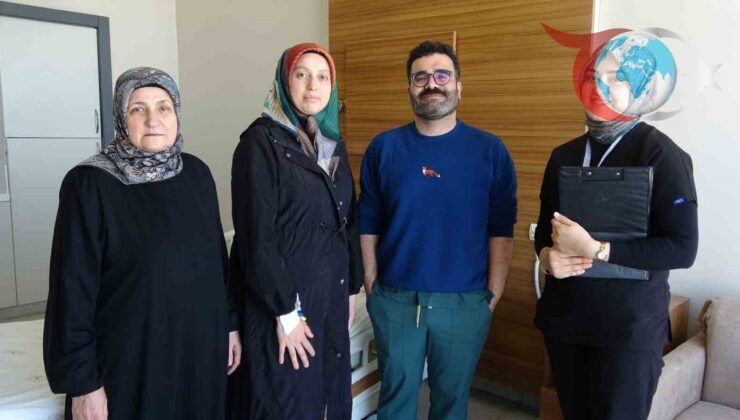 vNOTES Yöntemiyle Ameliyat Edilen Hasta Sayısı 100’ü Aştı: İzsiz Cerrahide Büyük Başarı