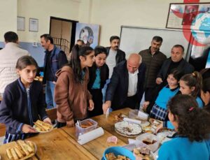Adilcevaz’dan Gazze’ye Destek: Aydınlar Ortaokulu’ndan Yardım Etkinliği