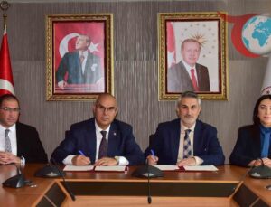 Ağrı’ya Spor Yatırımları Rüzgarı: Gençlerin Geleceği Parlıyor