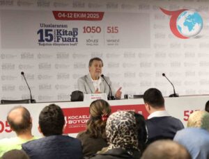 Ahmet Özhan, Kocaeli Kitap Fuarı’nda Barış Mesajları Verdi