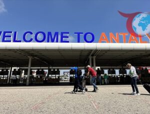 Antalya Havalimanı’na Deniz Fenerlerinden Esinlenen Yeni Hava Trafik Kontrol Kulesi