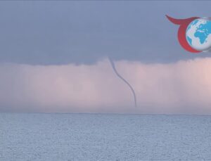 Antalya’da Kısa Süreli Hortum Heyecanı