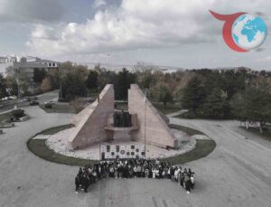 Atatürk Üniversitesi’nden Cumhuriyetin 102. Yılına Anlamlı Kutlama